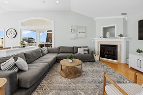 5BR Villa Heated Pool Hot Tub Open Beginning of April