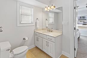 5BR Villa Heated Pool Hot Tub Open Beginning of April