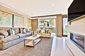 3 BR Roof Deck Ocean Views Hot Tub Beach Block