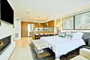 3 BR Roof Deck Ocean Views Hot Tub Beach Block