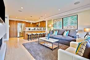 3 BR Roof Deck Ocean Views Hot Tub Beach Block