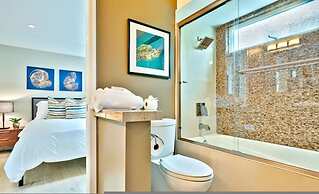 3 BR Roof Deck Ocean Views Hot Tub Beach Block