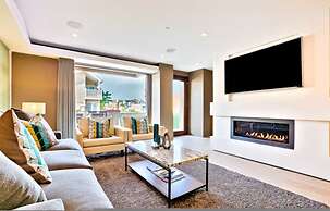 3 BR Roof Deck Ocean Views Hot Tub Beach Block