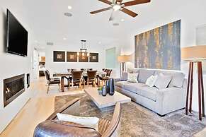 7 Br 2 Hot Tubs Rooftop Beach Block Ocean View