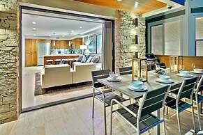 7 Br 2 Hot Tubs Rooftop Beach Block Ocean View