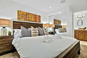 7 Br 2 Hot Tubs Rooftop Beach Block Ocean View