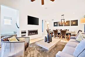 7 Br 2 Hot Tubs Rooftop Beach Block Ocean View