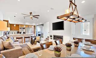 7 Br 2 Hot Tubs Rooftop Beach Block Ocean View