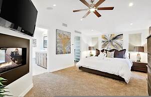 7 Br 2 Hot Tubs Rooftop Beach Block Ocean View