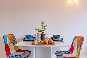 2br-sleeps6-wifi-smarttv-o2academy-ws87