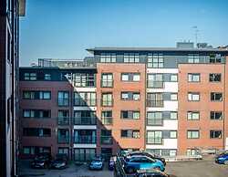 2br-sleeps6-wifi-smarttv-o2academy-ws87