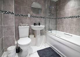 2br-sleeps6-wifi-smarttv-o2academy-ws87