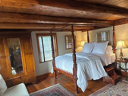 The 1708 House