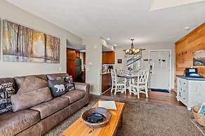 Sleeps 6 Mountain Views Shared Resort Amenities