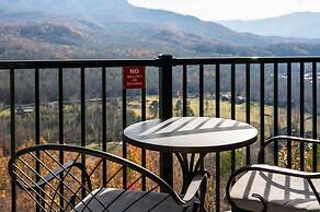 Sleeps 6 Mountain Views Shared Resort Amenities