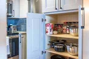 Mountain Views Indoor Pool Access Full Kitchen