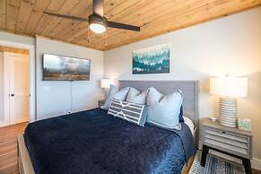 Mountain Views Indoor Pool Access Full Kitchen