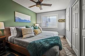 Nature Views Pool Access Mountain Hideaway