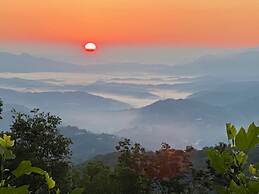 180 Views Sleeps 7 Private Hot Tub Full Kitchen