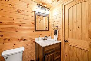 180 Views Sleeps 7 Private Hot Tub Full Kitchen