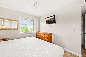 Sleeps 6 Indoor Pool Playground Hot Tub