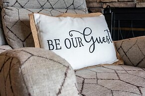 Indoor Pool Hot Tub Sleeps 4 Mountain Views
