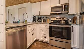 Indoor Pool Access Full Kitchen Mountain Views