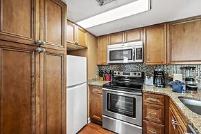 Sleeps 4 Hot Tub Indoor Pool Mountain Views