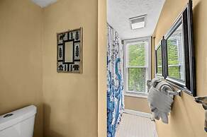 Sleeps 4 Hot Tub Indoor Pool Mountain Views