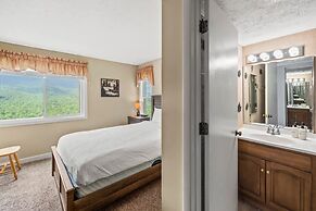 Sleeps 6 Indoor Pool Hot Tub Mountain Views