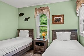 Sleeps 6 Indoor Pool Hot Tub Mountain Views