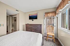 Sleeps 6 Indoor Pool Hot Tub Mountain Views