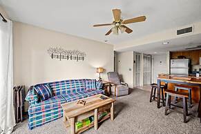 Sleeps 6 Indoor Pool Hot Tub Mountain Views