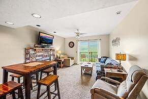 Sleeps 6 Indoor Pool Hot Tub Mountain Views