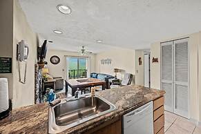 Sleeps 6 Indoor Pool Hot Tub Mountain Views