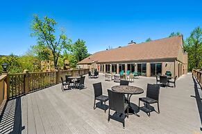 Sleeps 8 Pool Playground Mountain Views Hot Tub