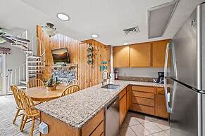 Sleeps 8 Pool Playground Mountain Views Hot Tub