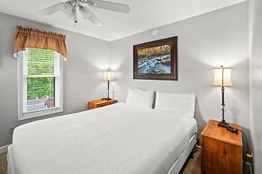 Sleeps 8 Pool Playground Mountain Views Hot Tub