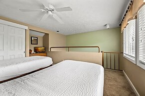 Sleeps 8 Pool Playground Mountain Views Hot Tub