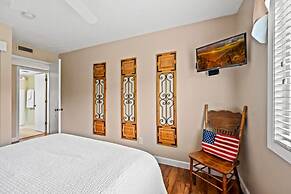 Sleeps 8 Pool Playground Mountain Views Hot Tub