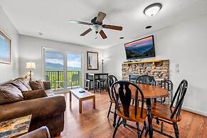 Indoor Pool Hot Tub Sauna Sleeps 6 Full Kitchen