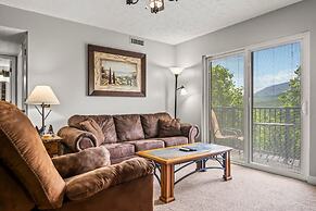 Private Balcony w Views Heated Pool Full Kitchen