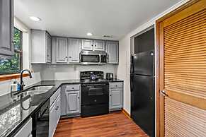 Sleeps 6 Indoor Pool 10 Mins to Dollywood