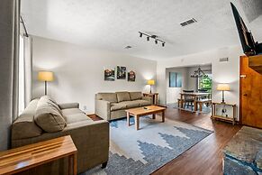 Sleeps 6 Indoor Pool 10 Mins to Dollywood