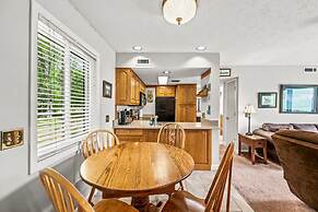 Sauna Mountain Views Indoor Pool Sleeps 4