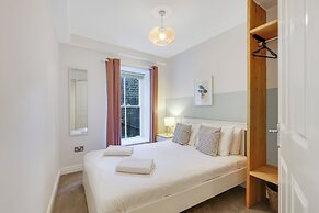 Earl Grey - North East Escapes