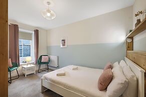 Earl Grey - North East Escapes