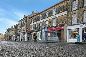 Ceylon - North East Escapes