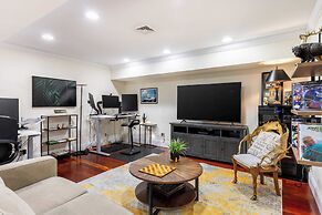 Hudson River Views + Firepit, Patio, Dog Run, Game Room Stone Manor