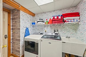 Mountain Escape With Game Room Balcony Stunning Views in the Poconos C